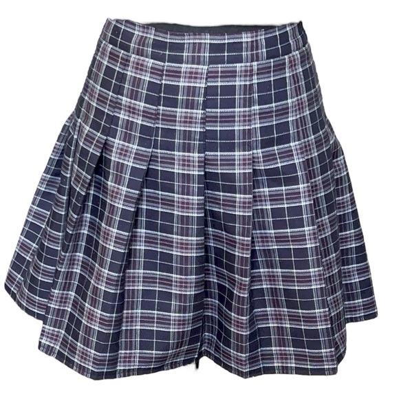 Women’s Size XL Plaid Pleated Skirt - Picture 5 of 7